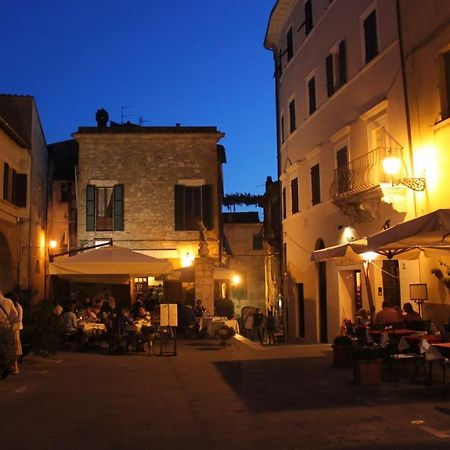 Residenza Gregorio VII Hotel Pitigliano Exterior photo