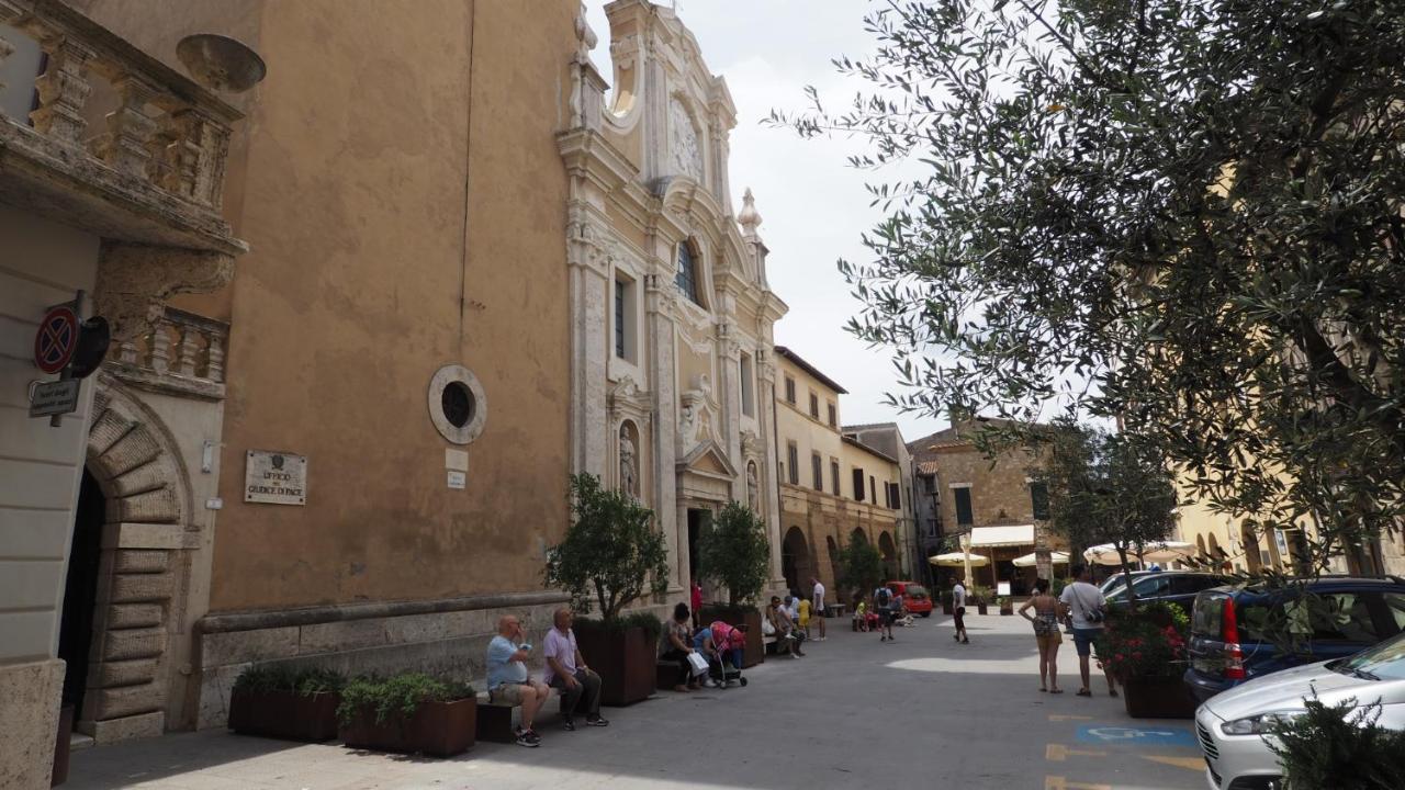 Residenza Gregorio VII Hotel Pitigliano Exterior photo