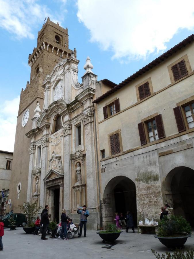 Residenza Gregorio VII Hotel Pitigliano Exterior photo